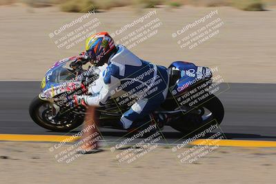 media/Oct-08-2022-SoCal Trackdays (Sat) [[1fc3beec89]]/Turn 9 Inside (10am)/